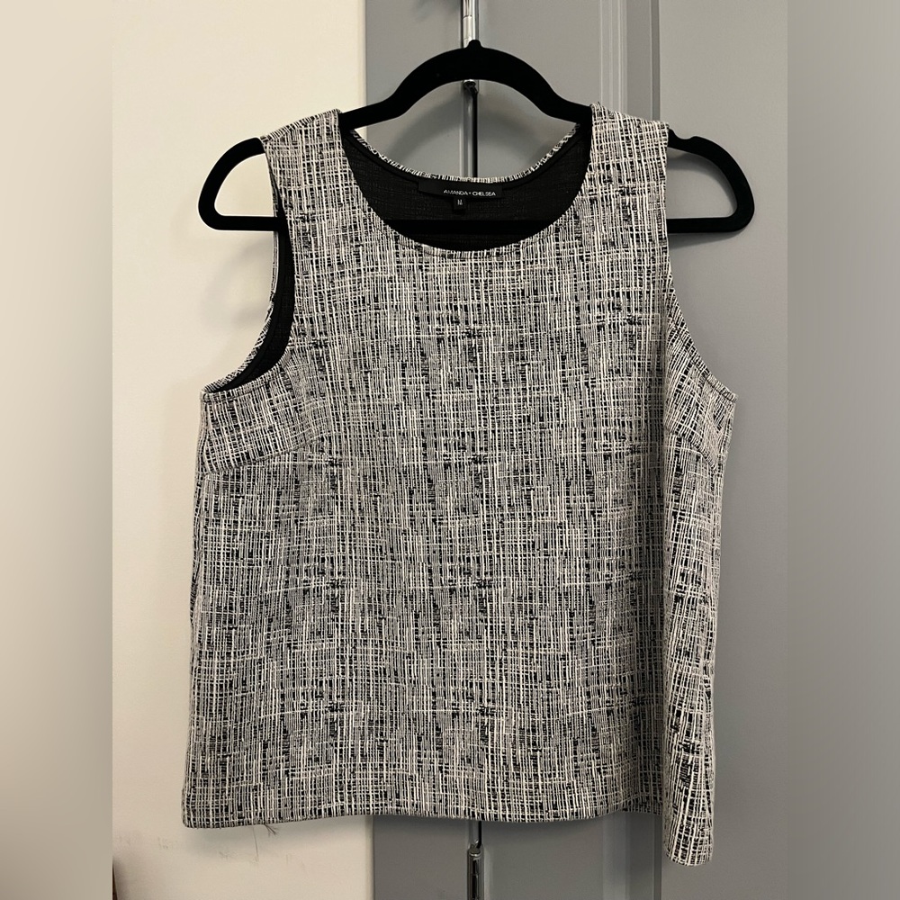 Amanda & Chelsea black and white patterned tank